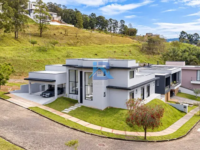 Casa com 638m² 3 quartos e 3 banheiros, à venda, no bairro Bairro Itapema em Itatiba