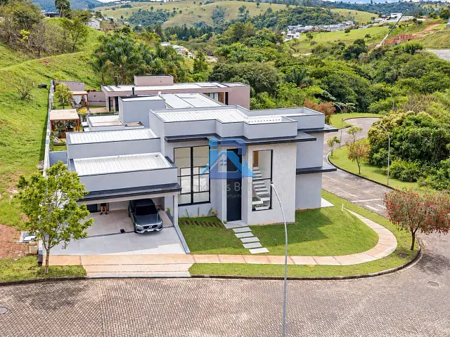 Casa com 638m² 3 quartos e 3 banheiros, à venda, no bairro Bairro Itapema em Itatiba