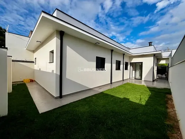 Casa 3 quartos e 3 banheiros, à venda, no bairro Bosque em Vinhedo