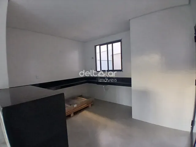 Casa com 117m² 3 quartos e 2 banheiros, à venda, no bairro Itapoã em Belo Horizonte