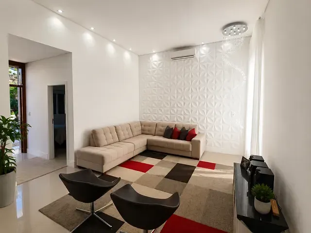 Casa 4 quartos e 4 banheiros, à venda, no bairro Swiss Park em Campinas
