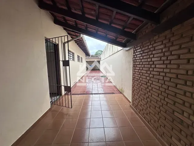 Casa com 143m² 3 quartos e 2 banheiros, à venda, no bairro Jardim Primavera em Caraguatatuba