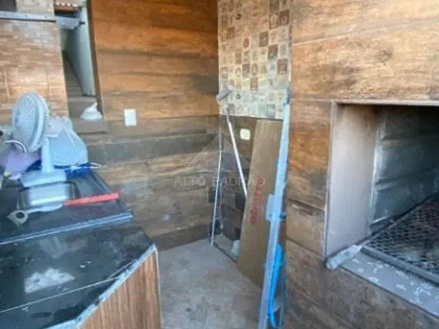 Casa com 150m² 2 quartos e 2 banheiros, à venda, no bairro Parque Bandeirantes em Mauá