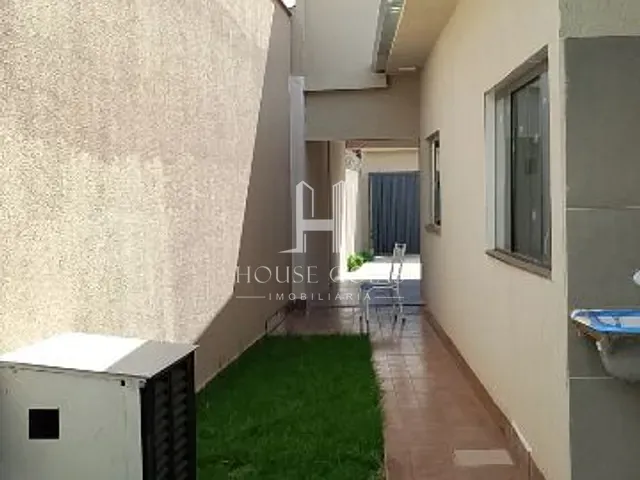 Casa 3 quartos e 3 banheiros, à venda, no bairro Jardim Dom Bosco 2ª Etapa em Aparecida de Goiânia