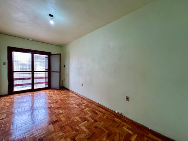 Casa com 228m² 3 quartos e 2 banheiros, à venda, no bairro Centro em Pelotas