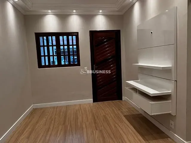 Casa 2 quartos e 2 banheiros, à venda, no bairro Jardim Nossa Senhora de Fátima em Hortolândia