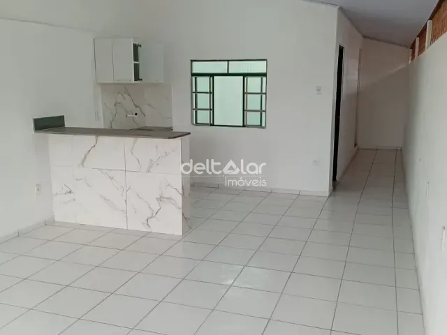 Casa com 135m² 2 quartos e 1 banheiro, para alugar, no bairro Etelvina Carneiro em Belo Horizonte