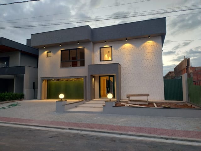 Casa com 451m² 4 quartos e 5 banheiros, à venda, no bairro Condomínio Vivant Urbanova em São José dos Campos