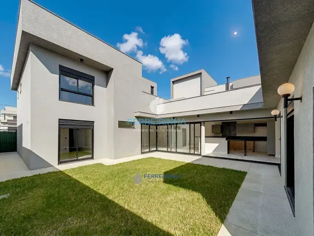 Casa com 451m² 4 quartos e 5 banheiros, à venda, no bairro Condomínio Vivant Urbanova em São José dos Campos