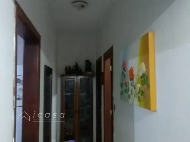 Casa com 250m² 3 quartos e 2 banheiros, à venda, no bairro Parque São Luís em Taubaté