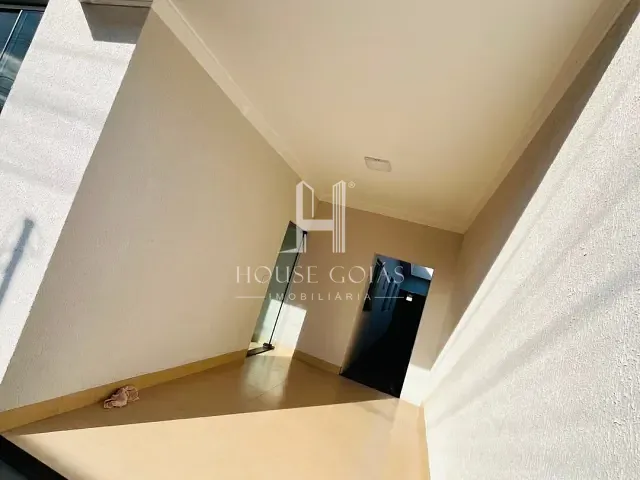 Casa 3 quartos e 3 banheiros, à venda, no bairro Ilda em Aparecida de Goiânia