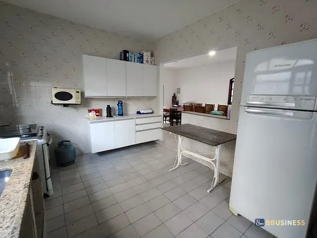 Casa com 420m² 3 quartos e 2 banheiros, à venda, no bairro Rio da Praia em Bertioga