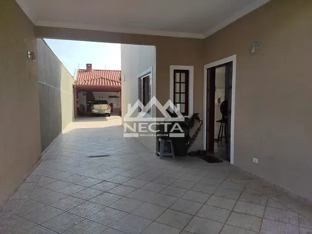 Sobrado com 311m² 3 quartos e 4 banheiros, à venda, no bairro Martim de Sá em Caraguatatuba