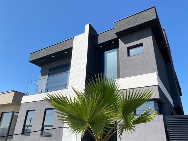 Casa com 450m² 3 quartos e 6 banheiros, à venda, no bairro Sítio do Rosário em Santana de Parnaíba