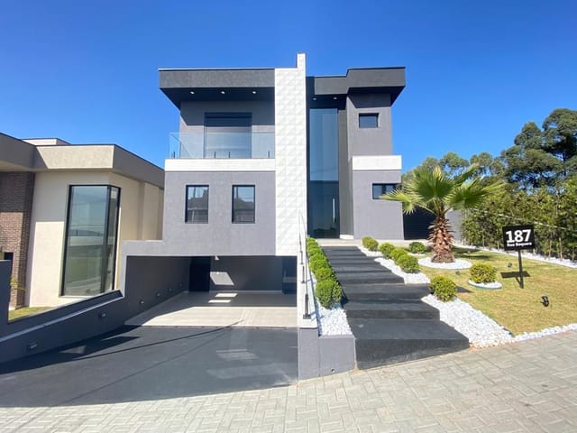 Casa com 450m² 3 quartos e 6 banheiros, à venda, no bairro Sítio do Rosário em Santana de Parnaíba