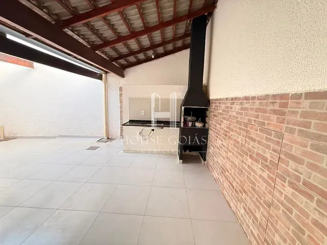 Casa com 180m² 3 quartos e 2 banheiros, à venda, no bairro Setor Três Marias em Goiânia