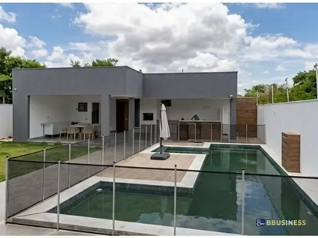 Casa 3 quartos e 3 banheiros, à venda, no bairro Atafona em São João da Barra
