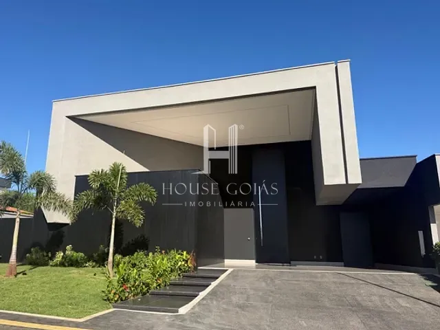 Casa com 475m² 4 quartos e 6 banheiros, à venda, no bairro Fazenda Vau das Pombas em Goiânia