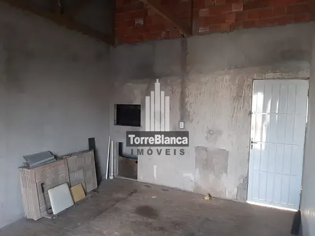 Casa com 534m² 4 quartos e 1 banheiro, à venda, no bairro Contorno em Ponta Grossa