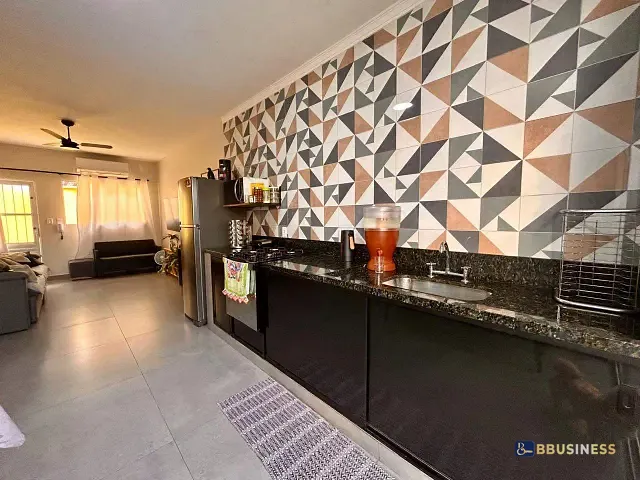 Casa 2 quartos e 2 banheiros, à venda, no bairro Maitinga em Bertioga