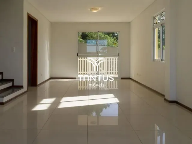 Casa com 180m² 3 quartos e 5 banheiros, para alugar, no bairro Santa Felicidade em Curitiba