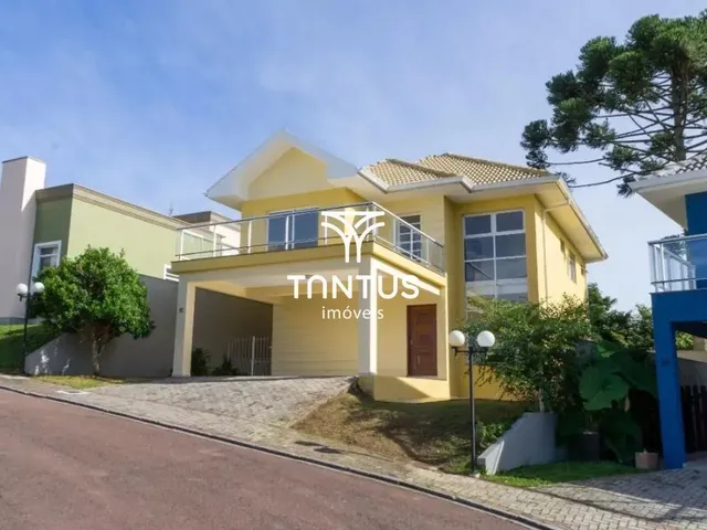 Casa com 180m² 3 quartos e 5 banheiros, para alugar, no bairro Santa Felicidade em Curitiba