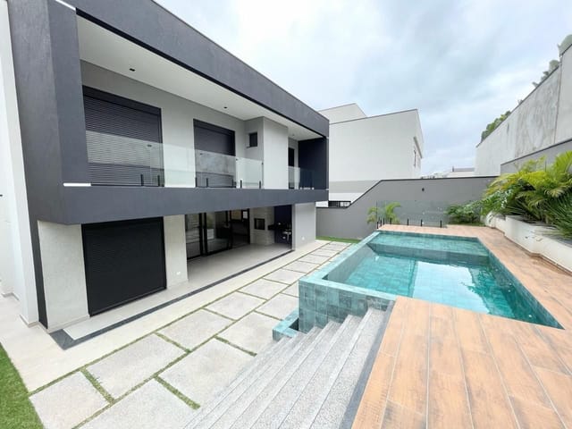 Casa com 460m² 5 quartos e 6 banheiros, à venda, no bairro Condomínio Residencial Alphaville em São José dos Campos