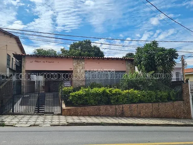 Casa com 300m² 3 quartos e 3 banheiros, à venda, no bairro Vila Hortência em Sorocaba