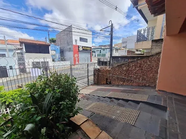 Casa com 300m² 3 quartos e 3 banheiros, à venda, no bairro Vila Hortência em Sorocaba