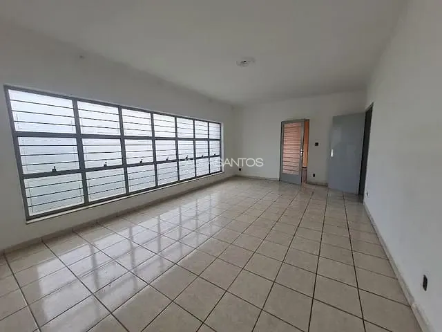 Casa com 300m² 3 quartos e 3 banheiros, à venda, no bairro Vila Hortência em Sorocaba