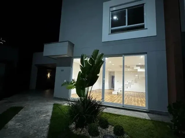 Casa com 269m² 3 quartos e 3 banheiros, à venda, no bairro Barra em Balneário Camboriú