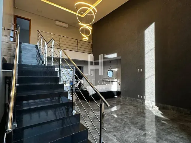 Casa com 370m² 4 quartos e 1 banheiro, à venda, no bairro Nova Suiça em Goiânia