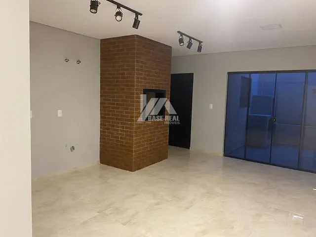 Casa com 201m² 3 quartos e 2 banheiros, à venda, no bairro Batel em Guarapuava