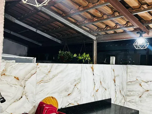 Casa 2 quartos e 1 banheiro, à venda, no bairro Parque Jóquei Club em Campos dos Goytacazes