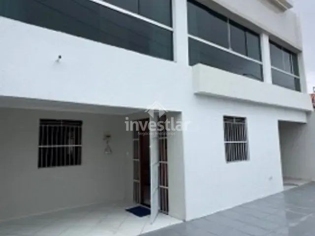 Casa com 360m² 4 quartos e 6 banheiros, à venda, no bairro Itararé em Campina Grande