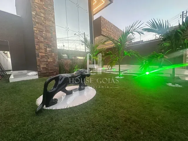 Casa com 400m² 4 quartos e 5 banheiros, à venda, no bairro Setor Faiçalville em Goiânia