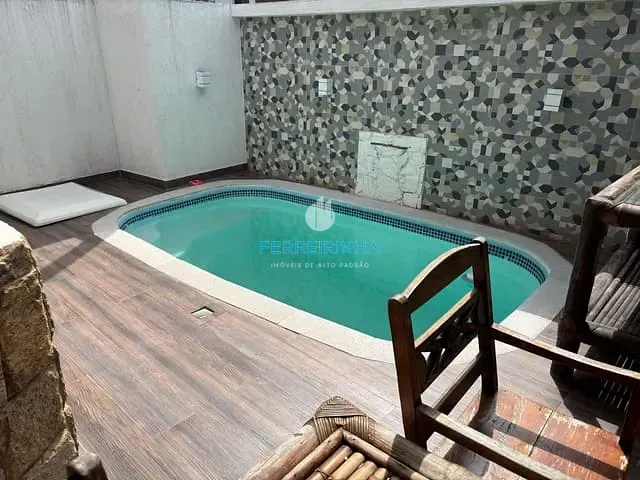 Casa com 252m² 4 quartos e 2 banheiros, à venda, no bairro Urbanova em São José dos Campos