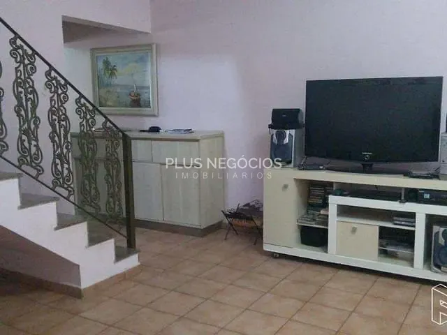 Casa com 250m² 3 quartos e 4 banheiros, à venda, no bairro Wanel Ville em Sorocaba