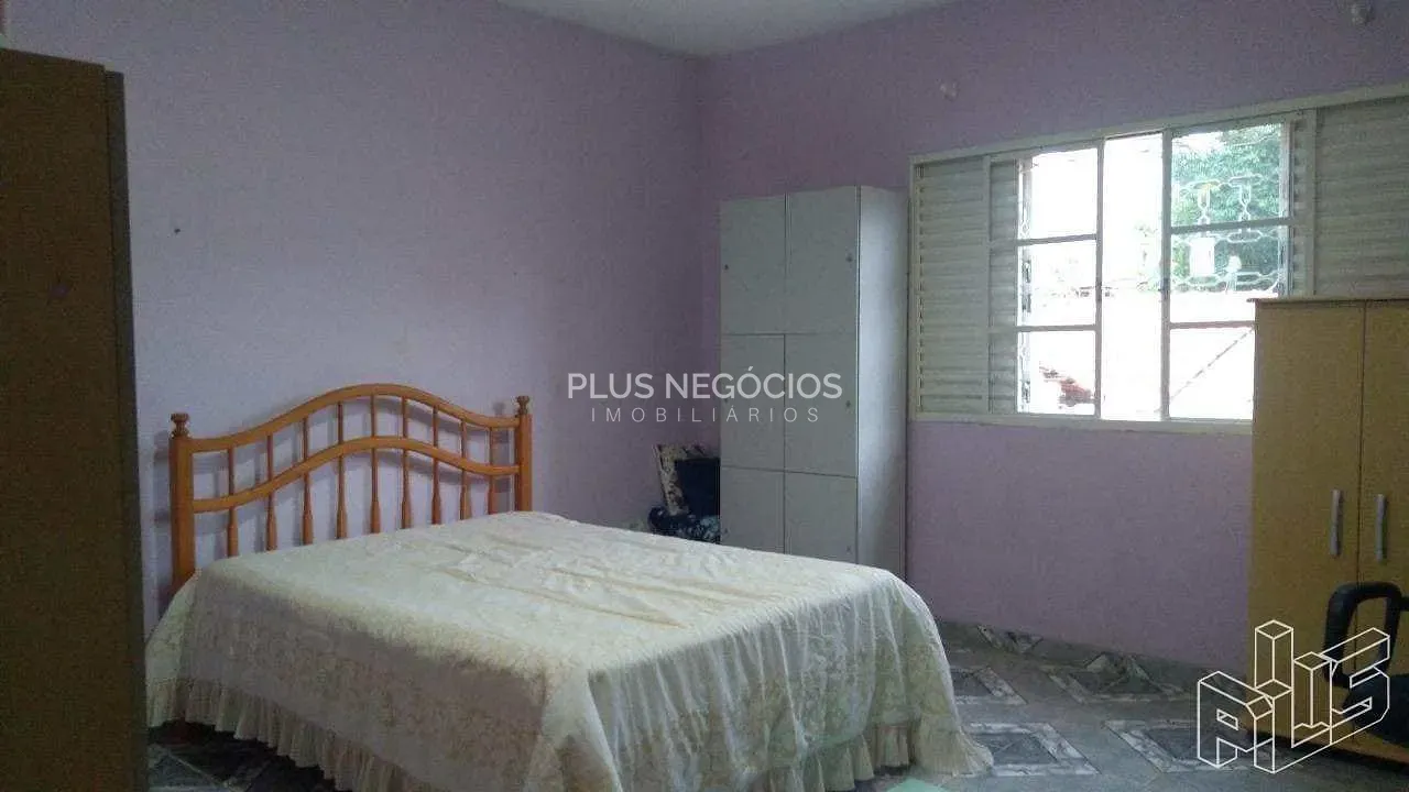 Casa, 3 quartos, 250 m² - Foto 12