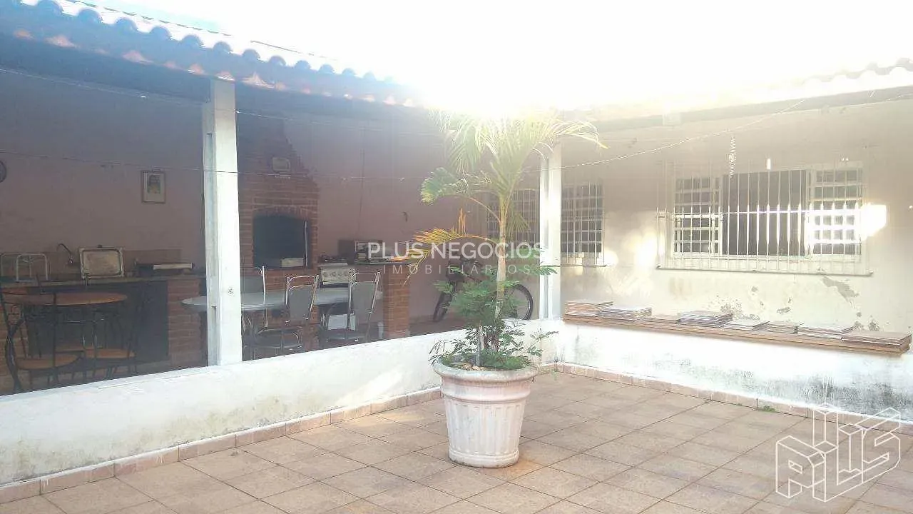 Casa, 3 quartos, 250 m² - Foto 17