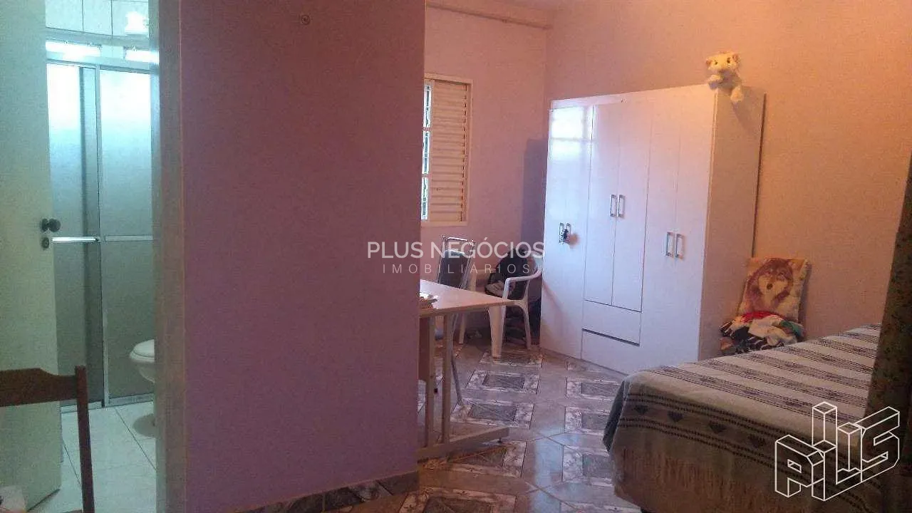 Casa, 3 quartos, 250 m² - Foto 11