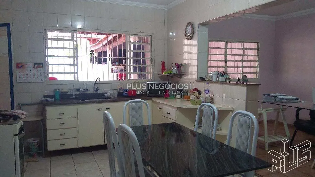 Casa, 3 quartos, 250 m² - Foto 5