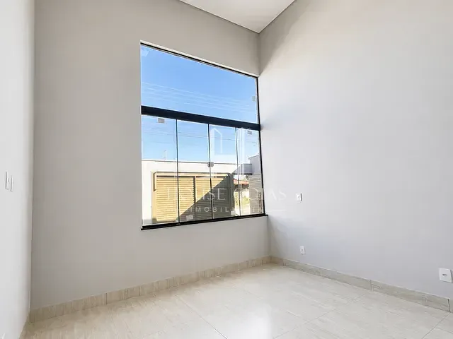 Casa com 185m² 3 quartos e 2 banheiros, à venda, no bairro Solange Park II em Goiânia