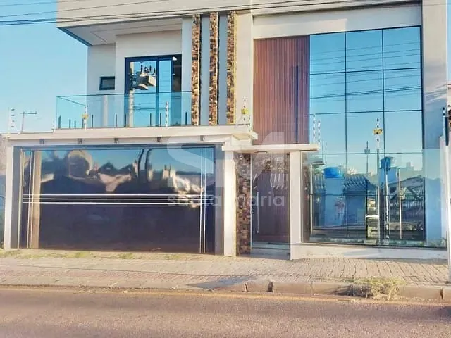 Casa com 506m² 3 quartos e 3 banheiros, à venda, no bairro Santo Antônio em Chapecó
