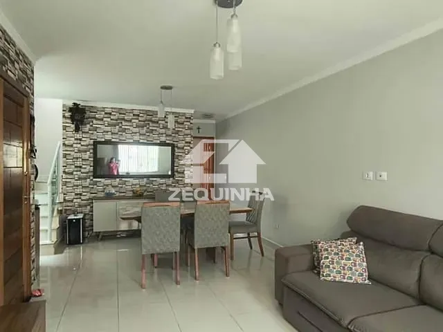 Casa com 125m² 3 quartos e 4 banheiros, à venda, no bairro Jd Dabril em Osasco