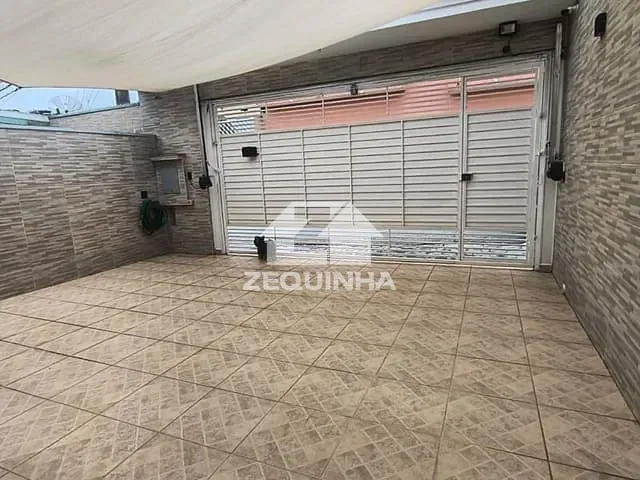 Casa com 125m² 3 quartos e 4 banheiros, à venda, no bairro Jd Dabril em Osasco