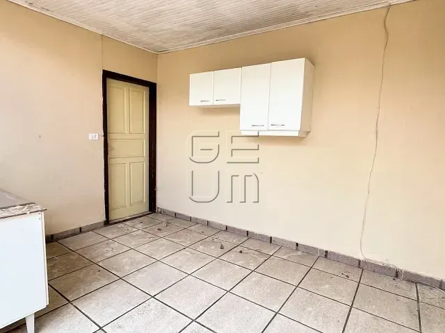 Casa 3 quartos e 2 banheiros, à venda, no bairro Jardim Monções em Londrina