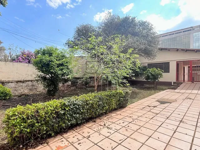 Casa 3 quartos e 2 banheiros, à venda, no bairro Jardim Monções em Londrina