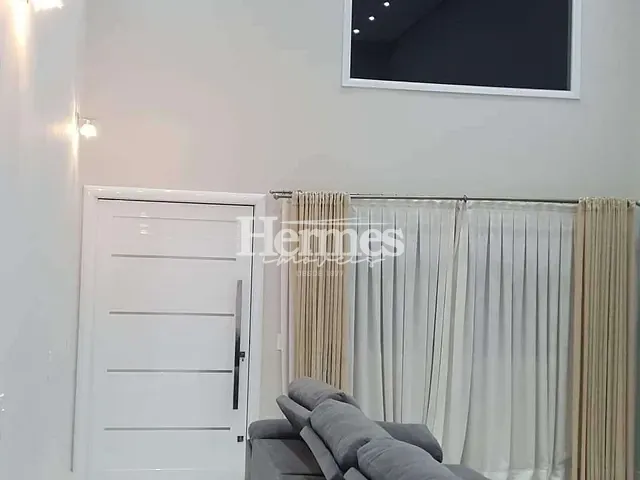 Casa com 300m² 4 quartos e 3 banheiros, à venda, no bairro João Aranha em Paulínia