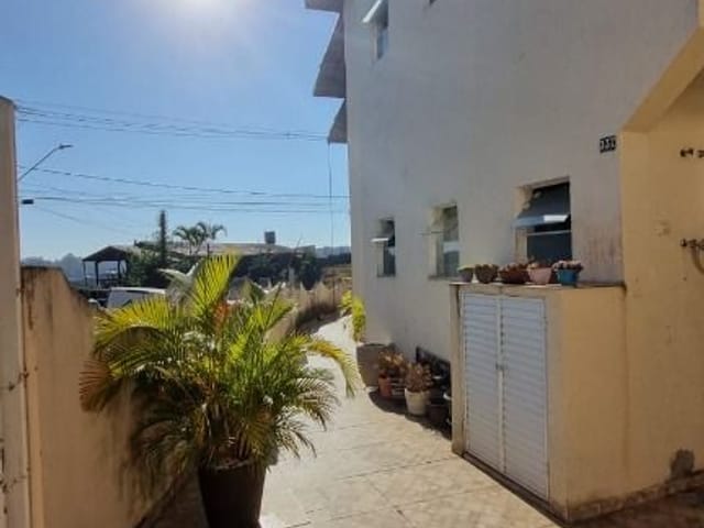 Casa com 170m² 3 quartos e 4 banheiros, à venda, no bairro Jardim Rio das Pedras em Cotia